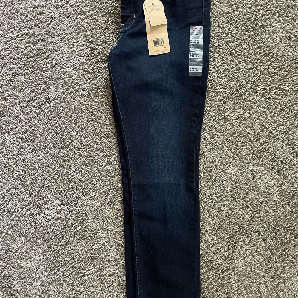 Women’s Levi jeans
